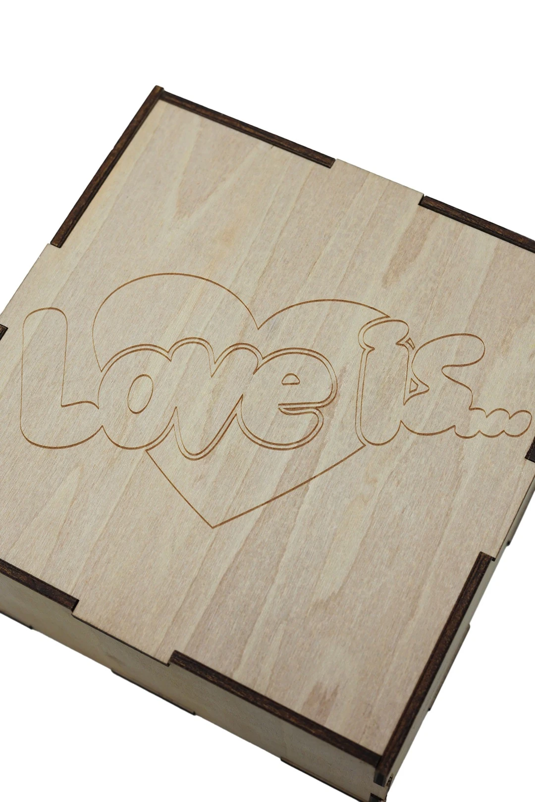 Коробка из фанеры с нанесением 136х136х65 мм#1 Коробка из фанеры с нанесением 136х136х65 мм#1