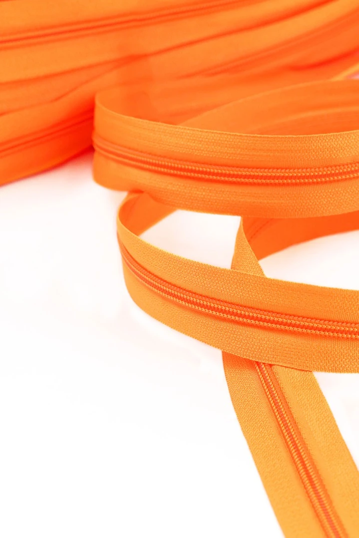 Купить молнию тип 5 рулонную 20 000 см, оранжевую