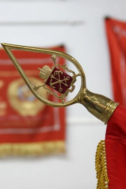 Купить навершие металлическое с гербом Санкт-Петербурга