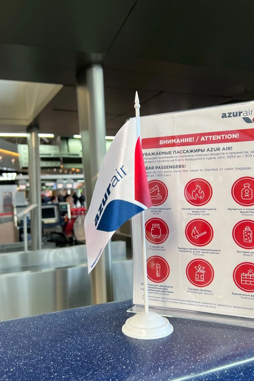 Подставка пластиковая белая 1 штoк#6