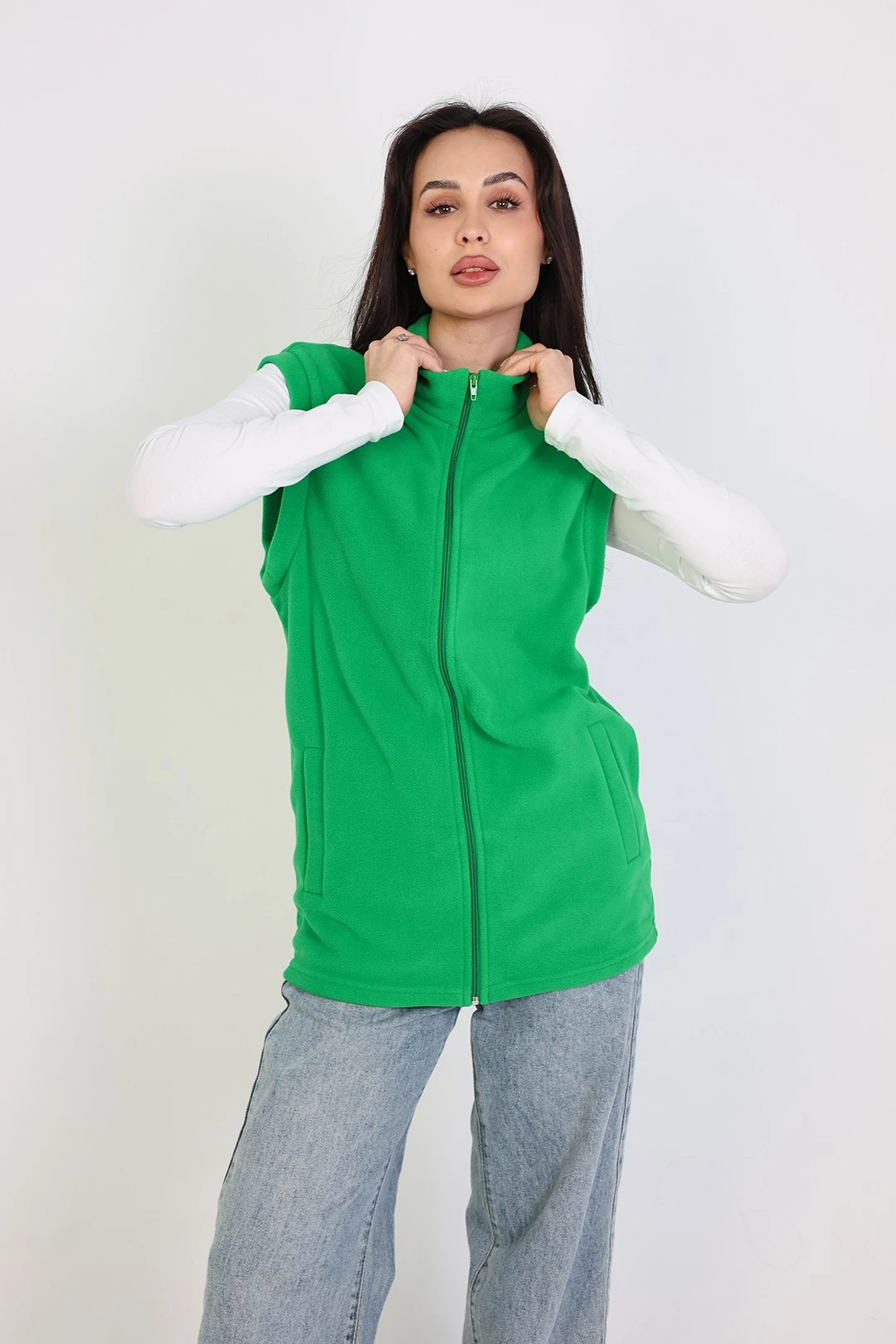 Жилет Браво флисовый без капюшона унисекс, однотонный зеленый#2