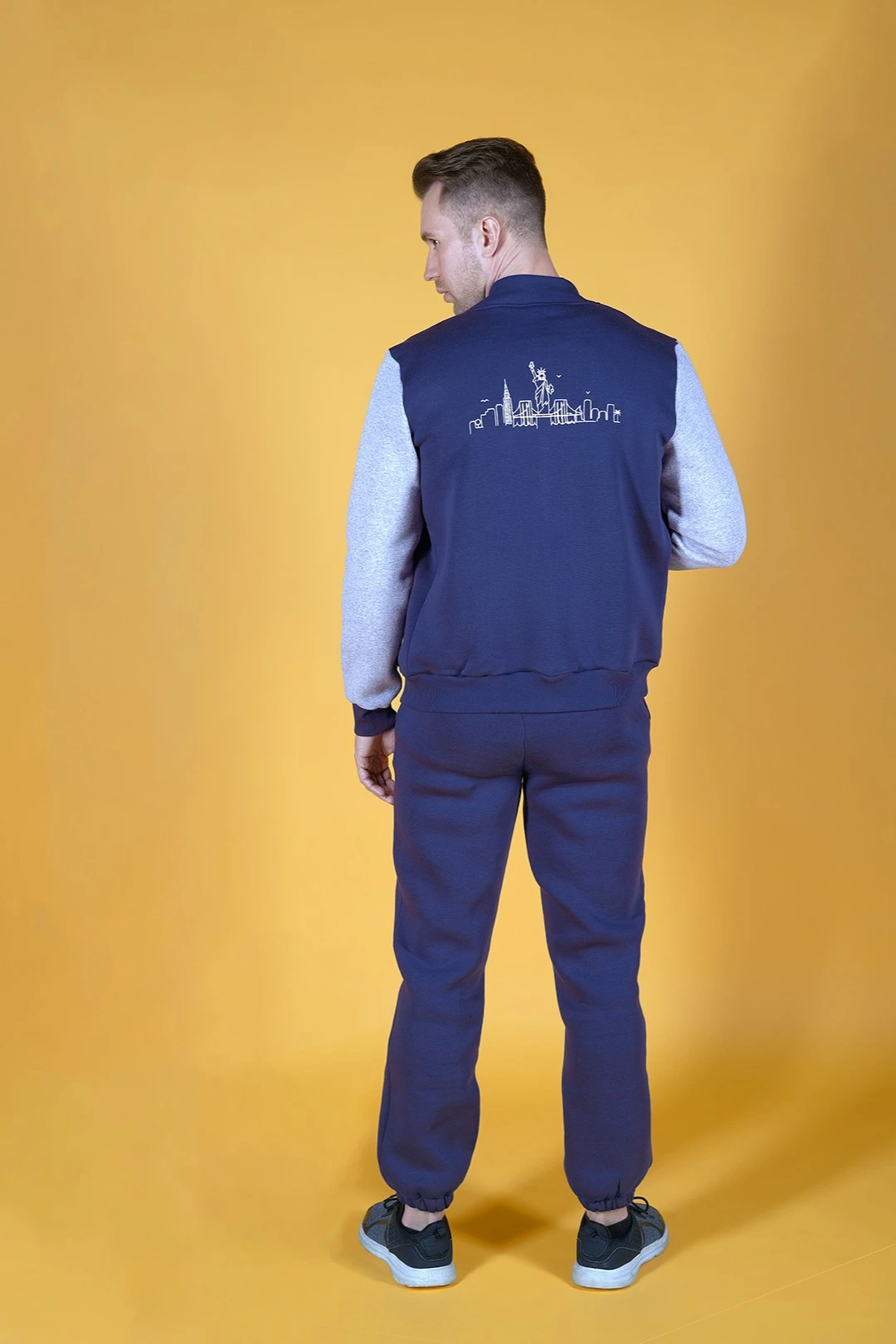 Бомбер Стайл из футера унисекс, однотонный "New York"#1