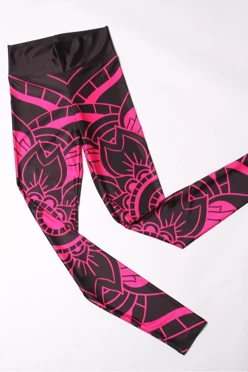 Легинсы женские с широким поясом с принтом "Black and Pink Mandala"