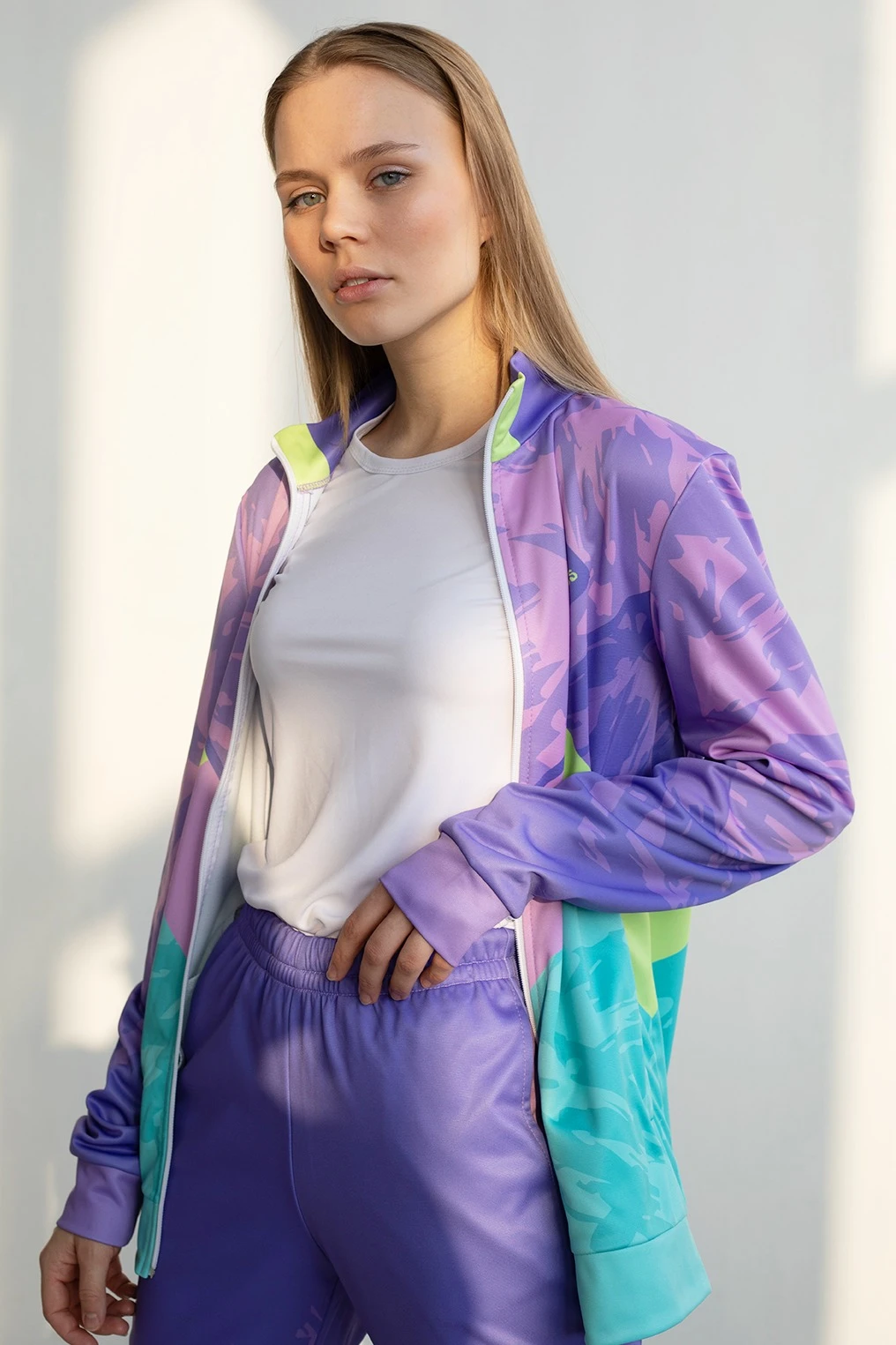 Купить спортивный костюм Стайлинг женский "Leorio"