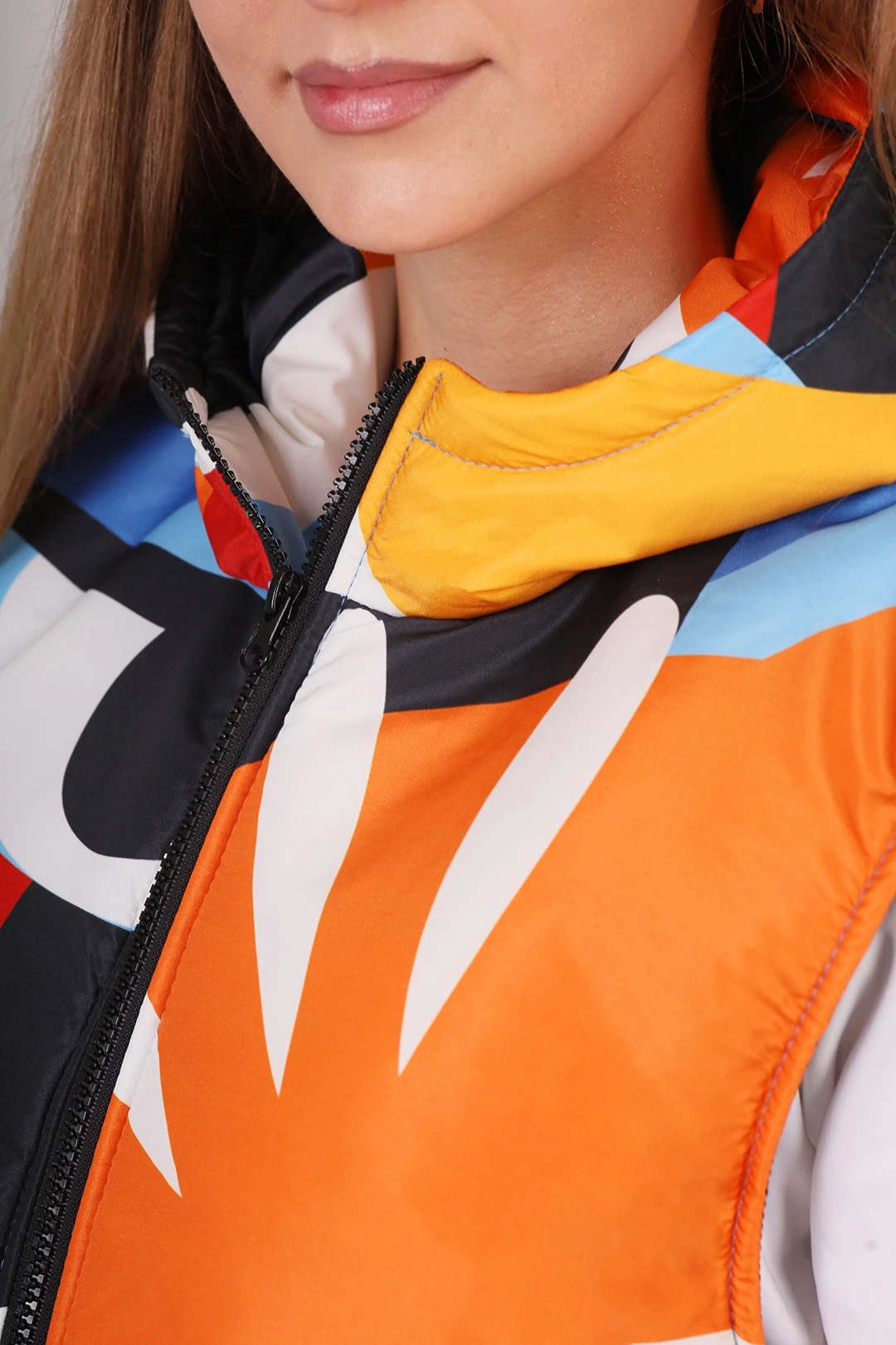 Жилет Трис на синтепоне с капюшоном унисекс, с полной запечаткой#4