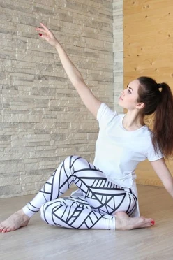 Купить комплект Сандей футболка хб + леггинсы "Белая геометрия"