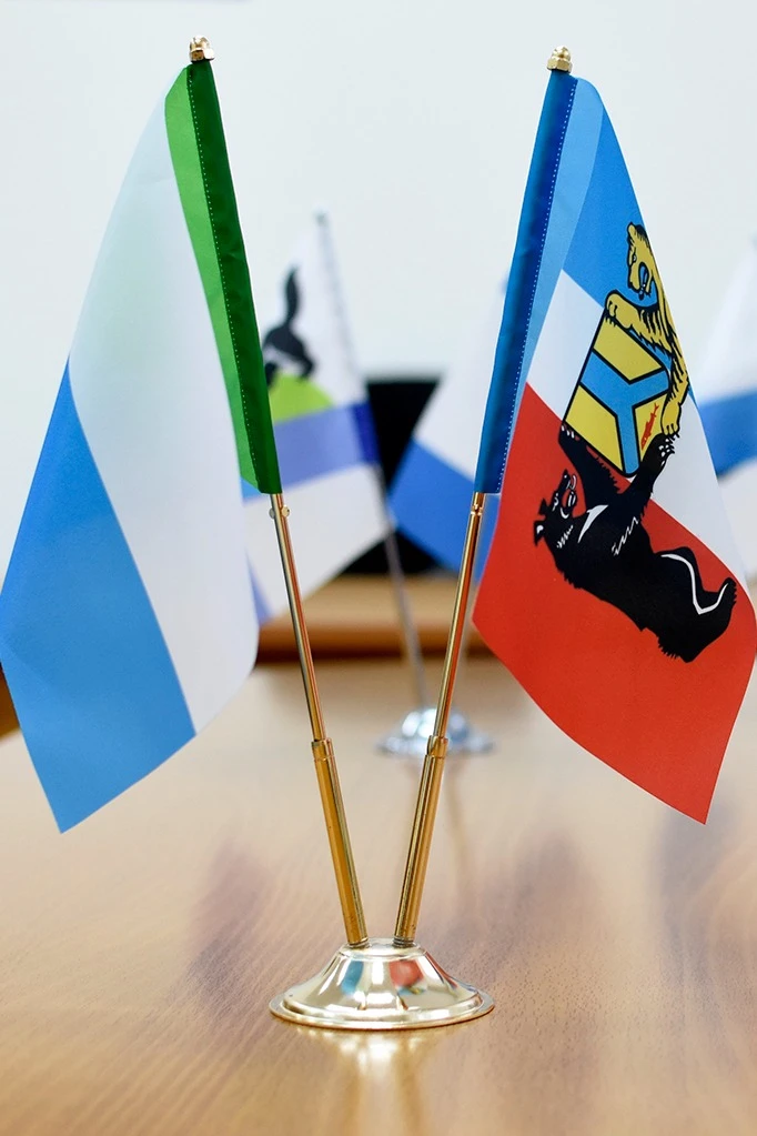 Флагшток настольный (золото, сталь) 2 штока#6