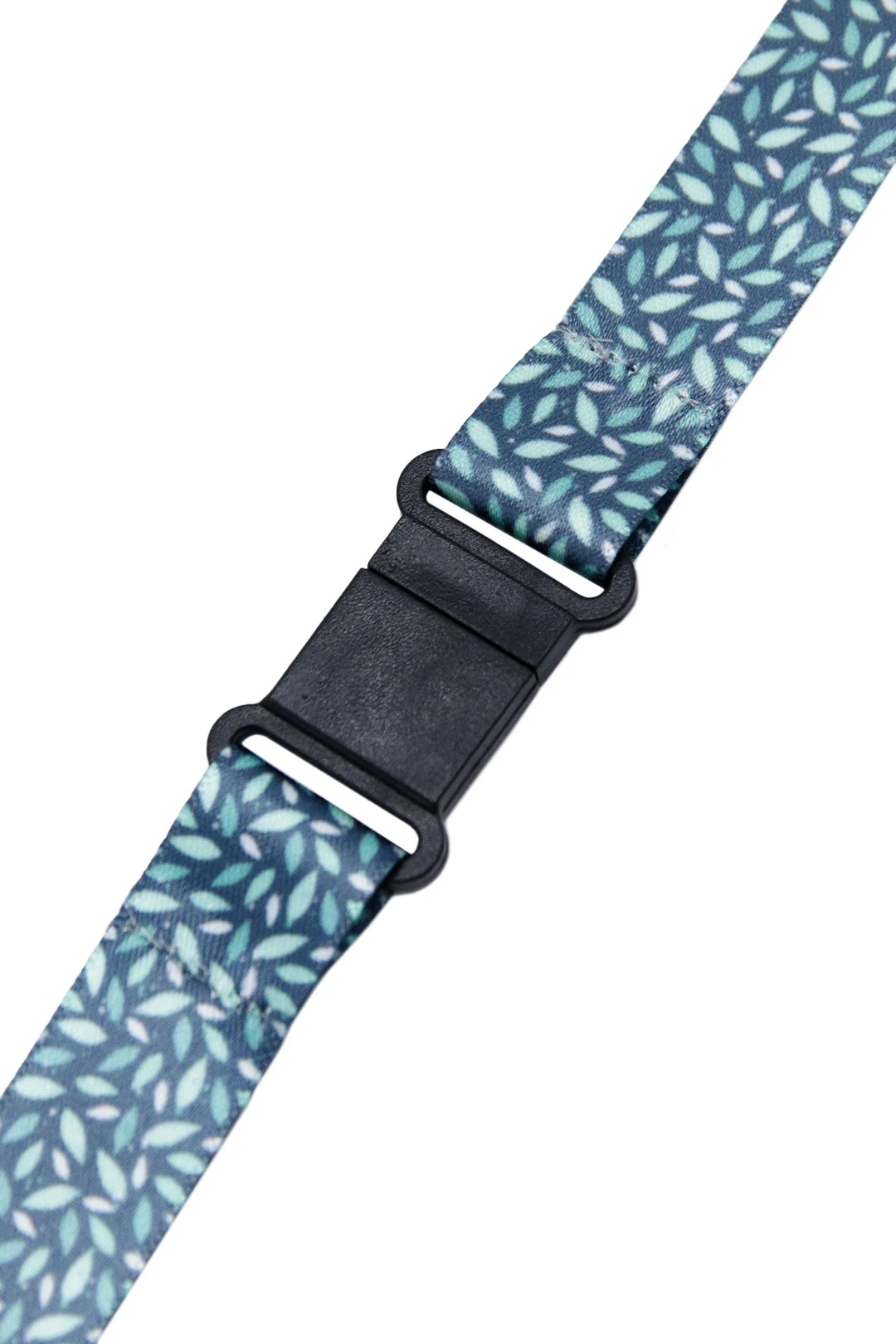 Купить ленту для бейджа атлас люкс ширина 1,5 см, с замком безопасного разрыва