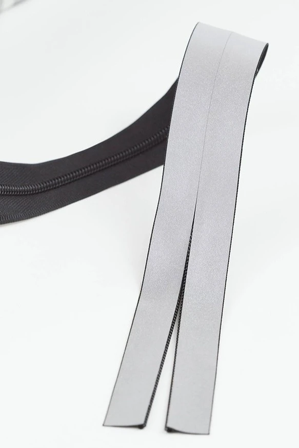 Купить молнию спиральную водонепроницаемую 8 300 см, тип 5, серебристую