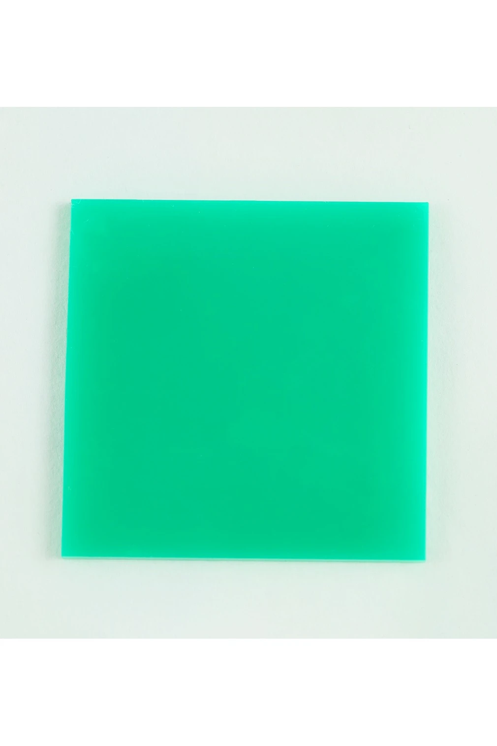 Акрил литой глянцевый 600х1200 мм 3 мм, зеленый#1