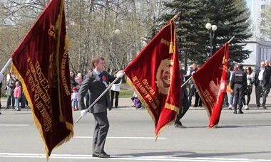 Знамена для Дня Победы