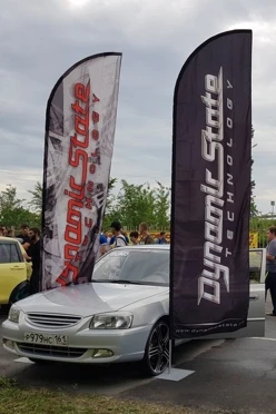 Арендовать флагшток Парус с основанием квадрат