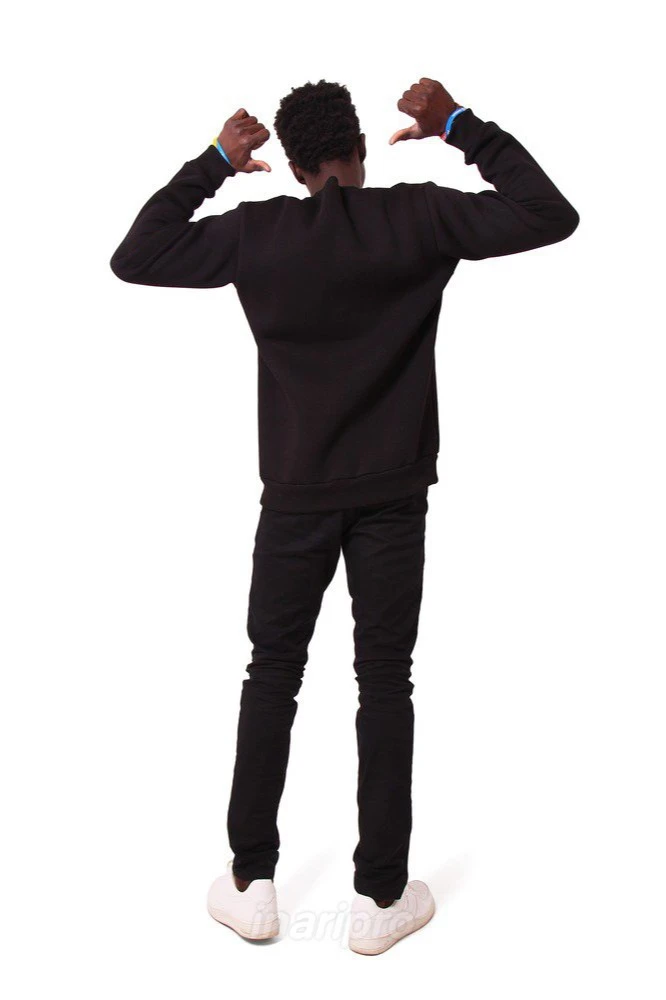 Свитшот Тревис из футера унисекс, однотонная черная#1