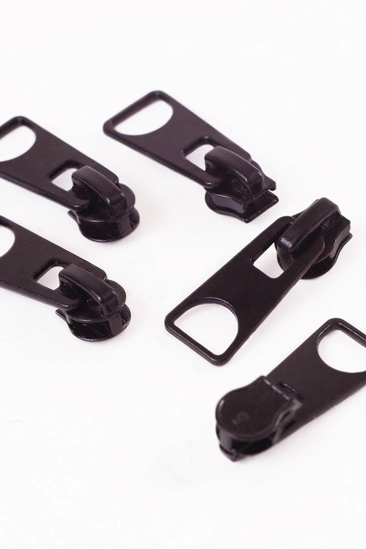 Купить бегунок тип 5 для спиральной молнии, черный