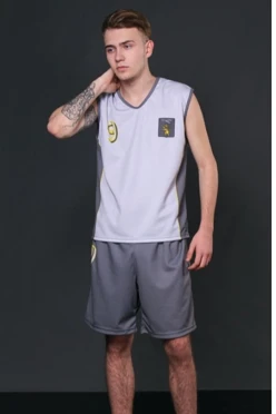 Купить волейбольную форму мужскую Изи "9"
