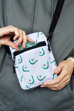 Купить сумку-мессенджер Ризе, с полной запечаткой "Avocado boom"