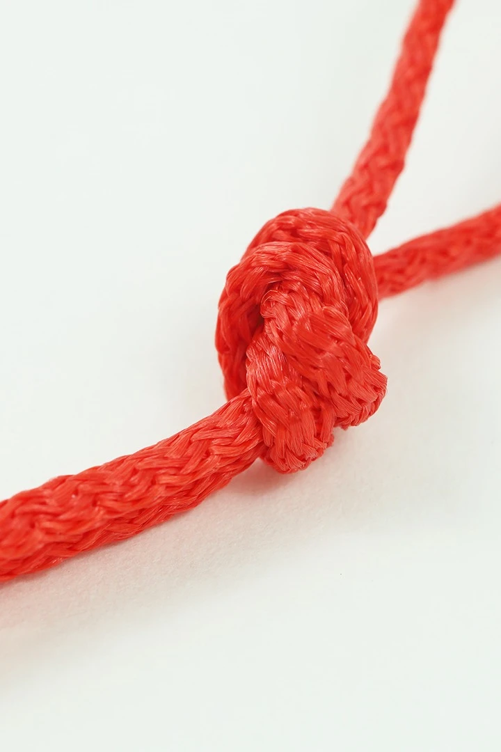 Шнур круглый с сердечником 100% ПЭ, 5 мм красный#4 Шнур круглый с сердечником 100% ПЭ, 5 мм красный#4