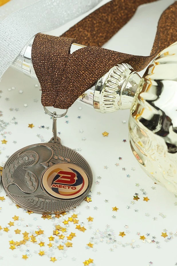 Медаль металлическая ИК5003 50мм с шильдом 25мм#2 Медаль металлическая ИК5003 50мм с шильдом 25мм#2