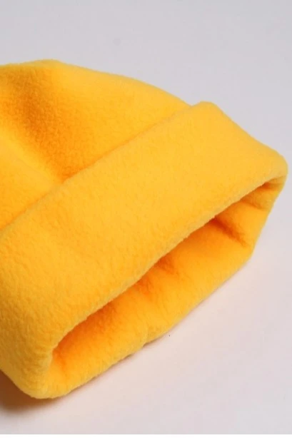 Купить шапку флисовую детскую желтую