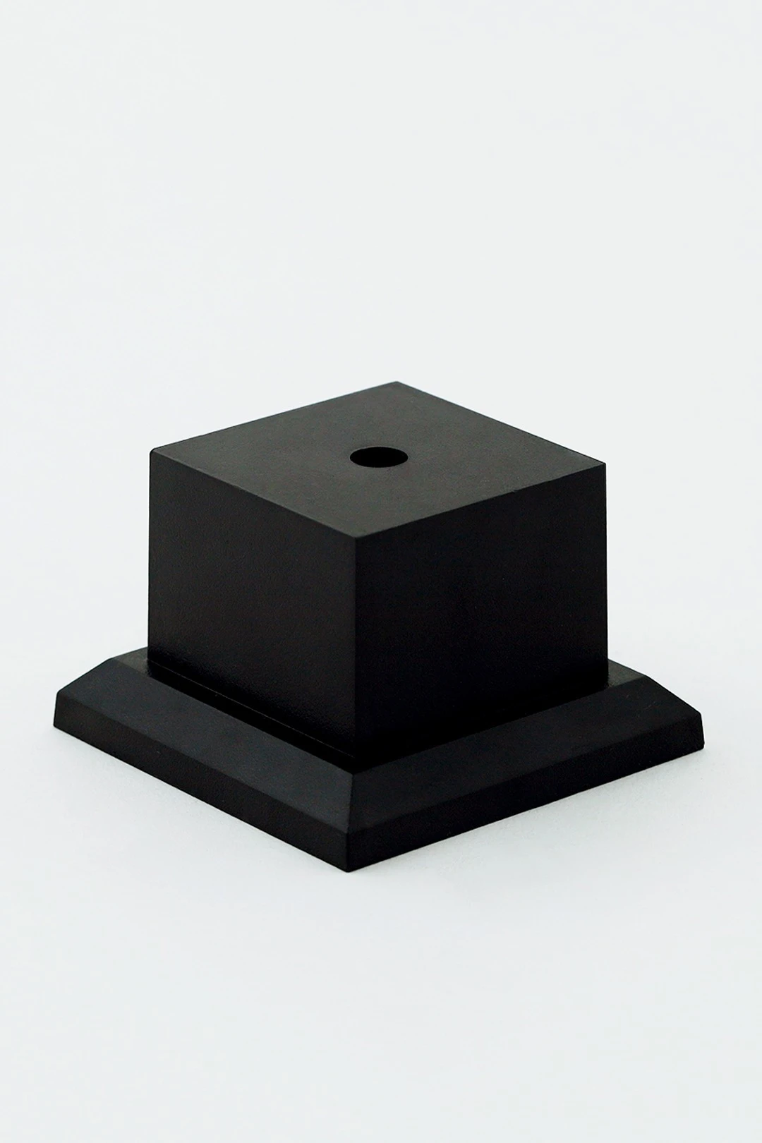 Купить основание пластиковое, черное 60х60х56 мм