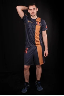 Купить футбольную форму взрослую Юве "Краз"