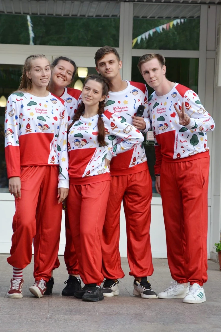 Свитшот Гарри унисекс из адидаса с полной запечаткой "The Children's Republic"#2