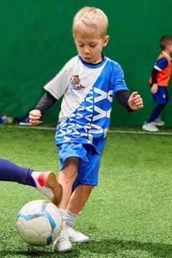 Купить футбольную форму детскую Юве "Нагорная"