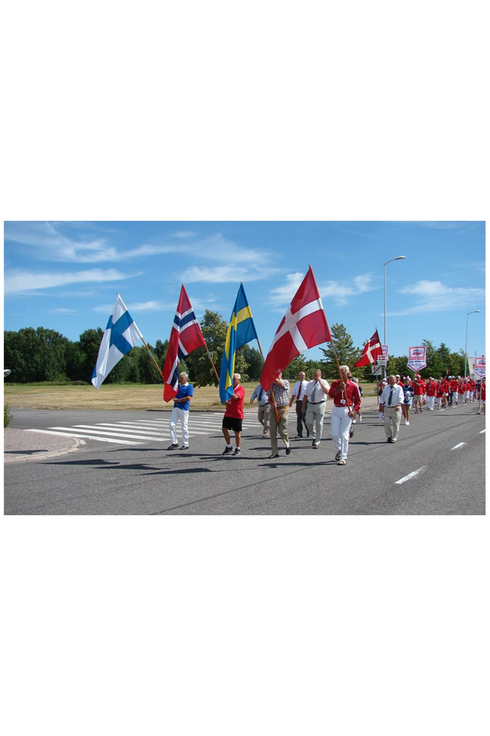 Купить флаг Финляндии