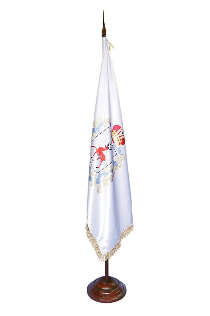 Аренда подставки деревянной с основанием Блин (бук темный) 1 шток 2,2 м#1