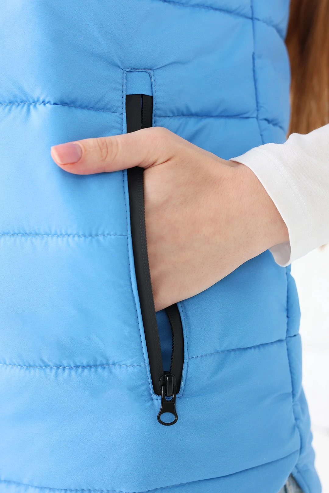 Жилет Эмбер на синтепоне со стежкой унисекс, однотонный небесный#4