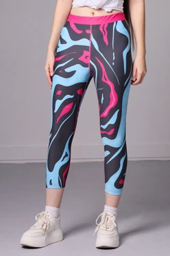 Легинсы женские с узким поясом с принтом "Wild"