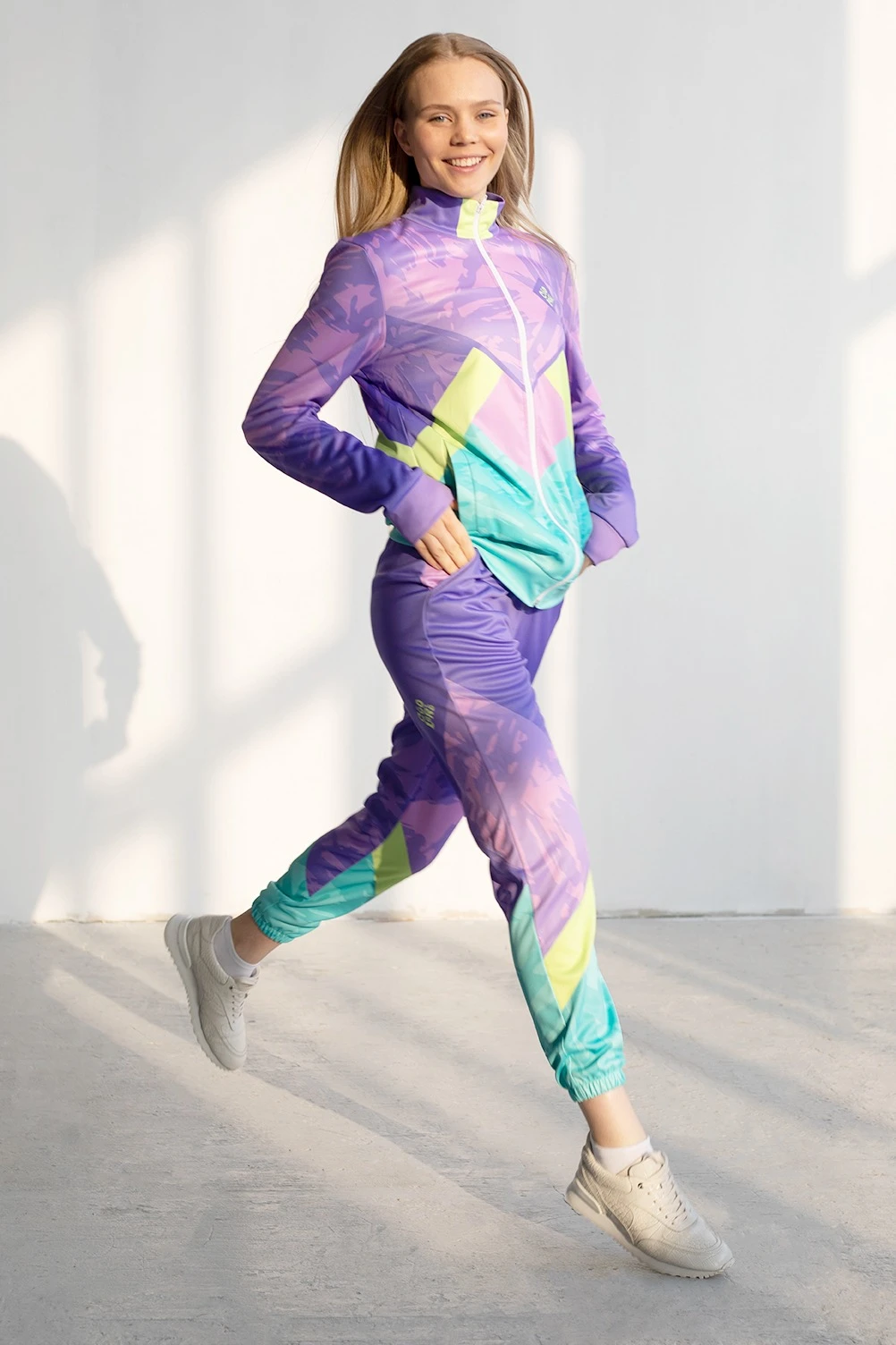 Спортивный костюм Стайлинг женский с полной запечаткой "Leorio"#3