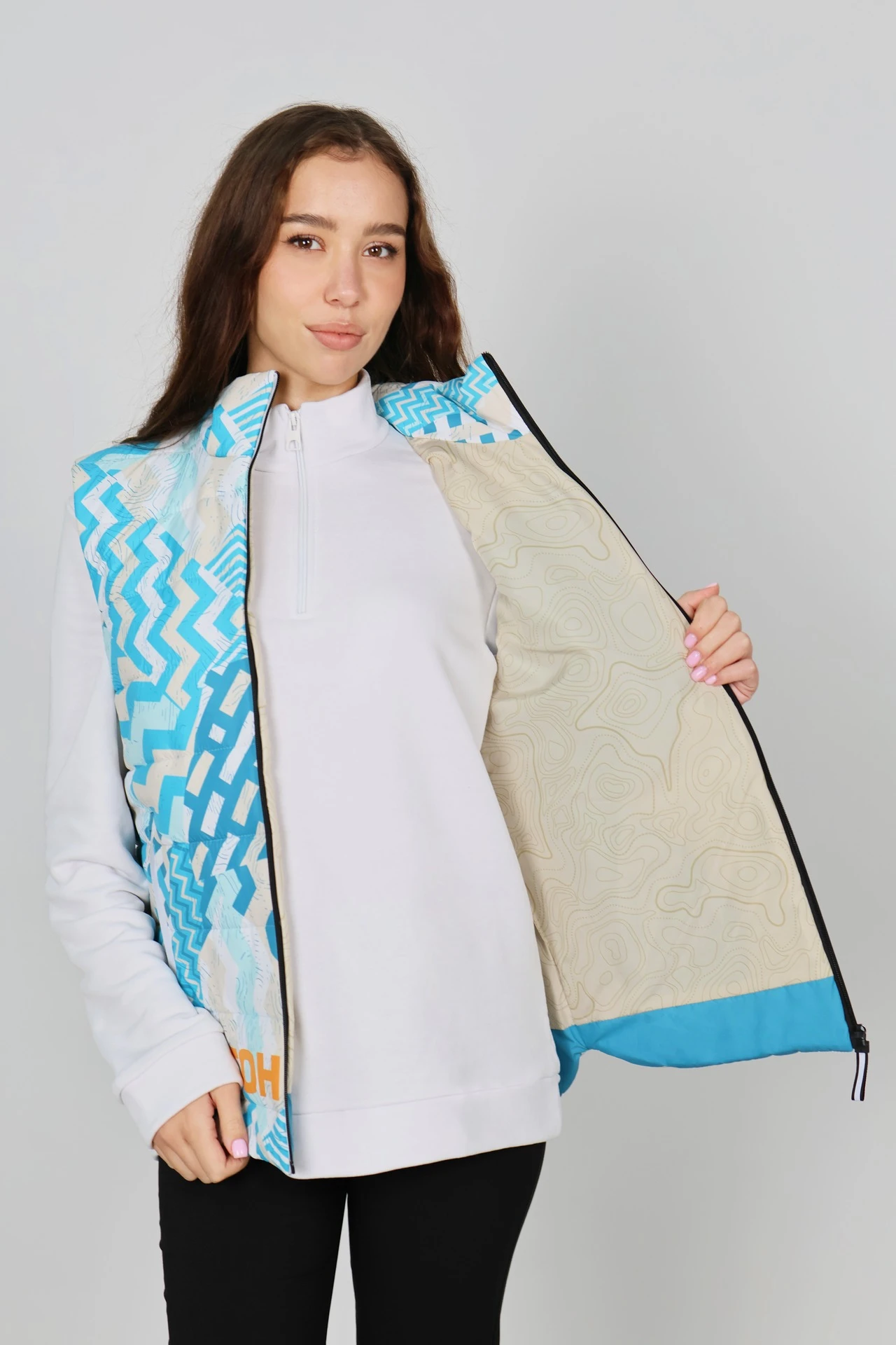 Купить жилет Бостон на синтепоне со стежкой унисекс, с полной запечаткой "Boston"