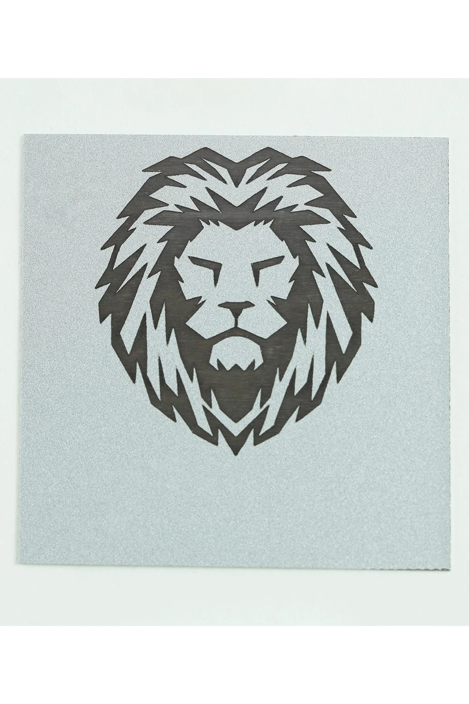 Купить алюминий матовый с клеевой основой 200х300 мм 0,45 мм, серебро/черный