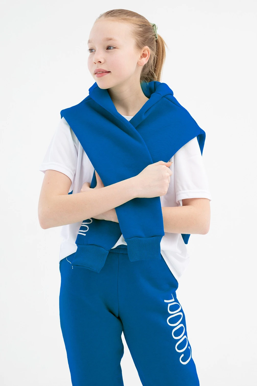 Купить худи Майк из футера детскую, однотонную синюю Купить худи Майк из футера детскую, однотонную синюю