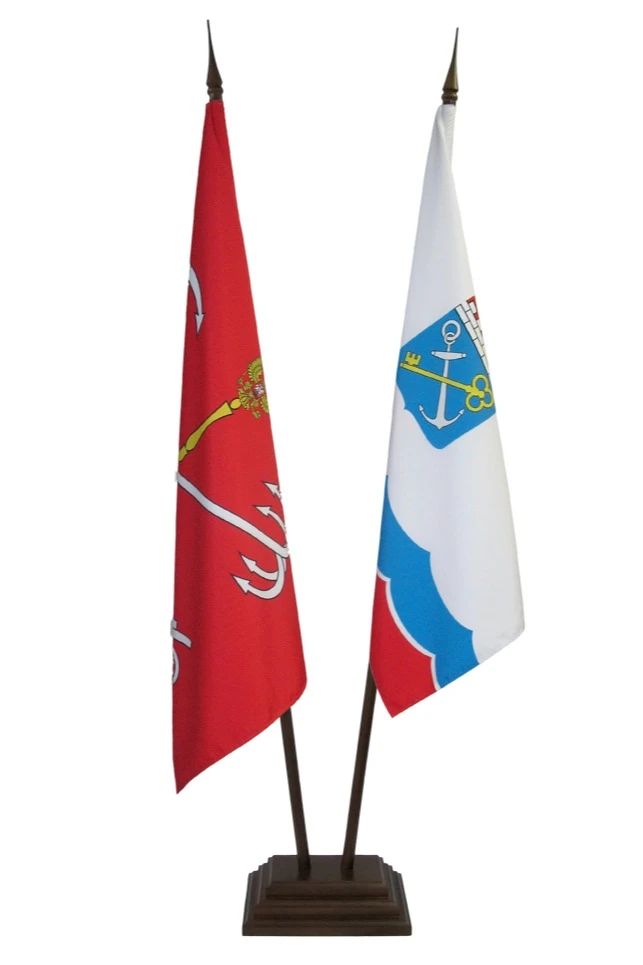 Купить подставку деревяннКупить подставую с основанием Пирамида 2 штока 2,5 м