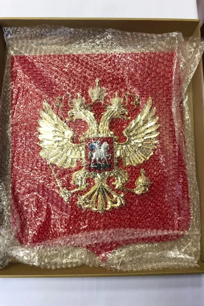 Герб РФ барельеф, размер 40х48 см, щит флокированный, металлонапыление#7