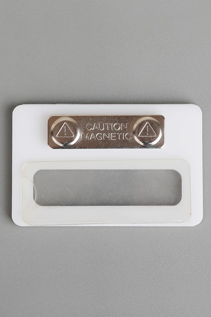 Бейдж из акрила с заливкой смолой 47х73 мм "Photograph Smith"#1