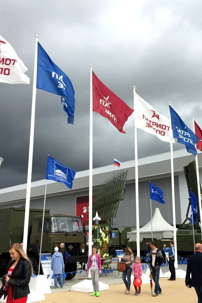 Аренда флагштока из стекловолокна с закрытым механизмом 10 м#2