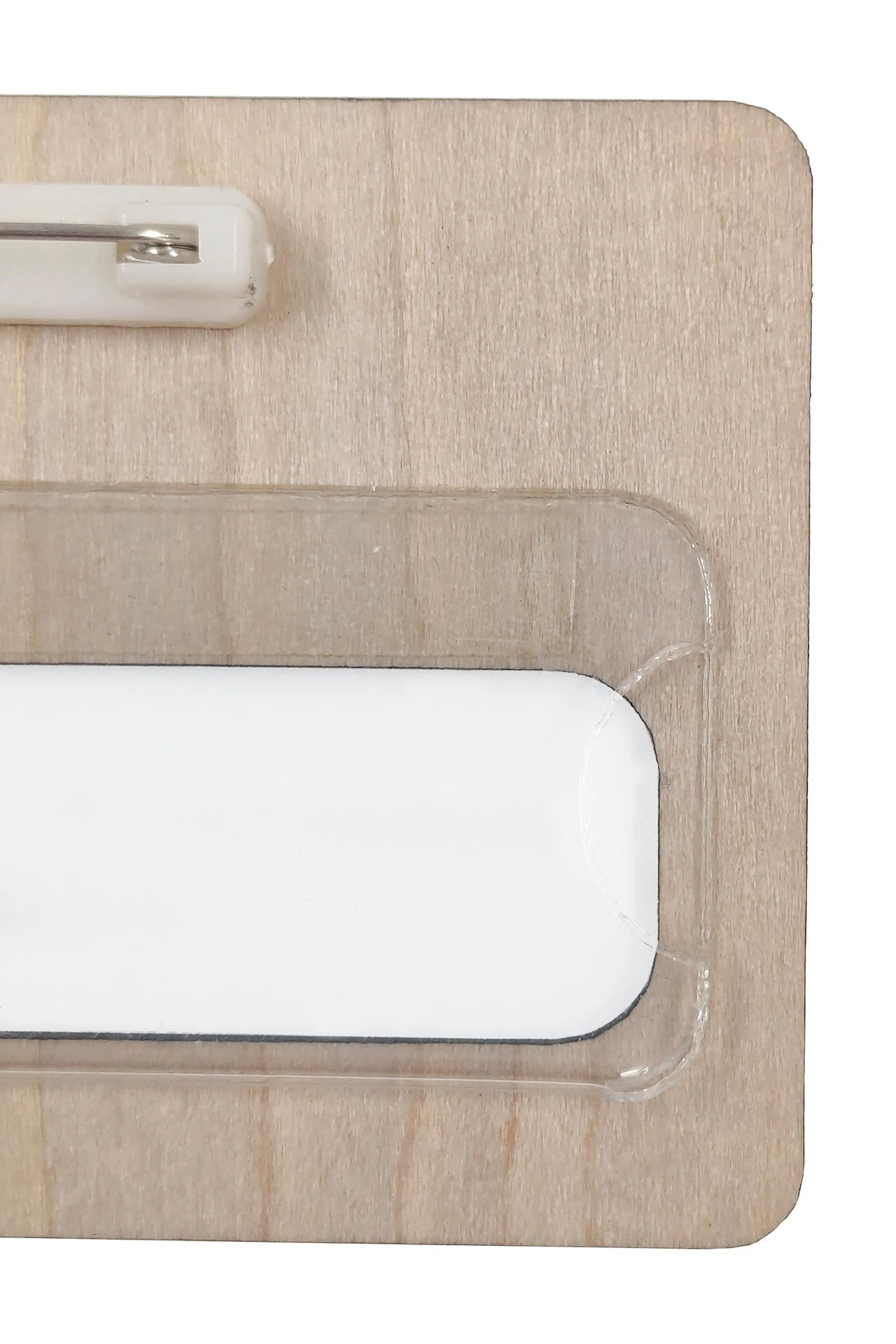 Бейдж из фанеры с гравировкой 47х73 мм "EckoUnltd"#4 Бейдж из фанеры с гравировкой 47х73 мм "EckoUnltd"#4