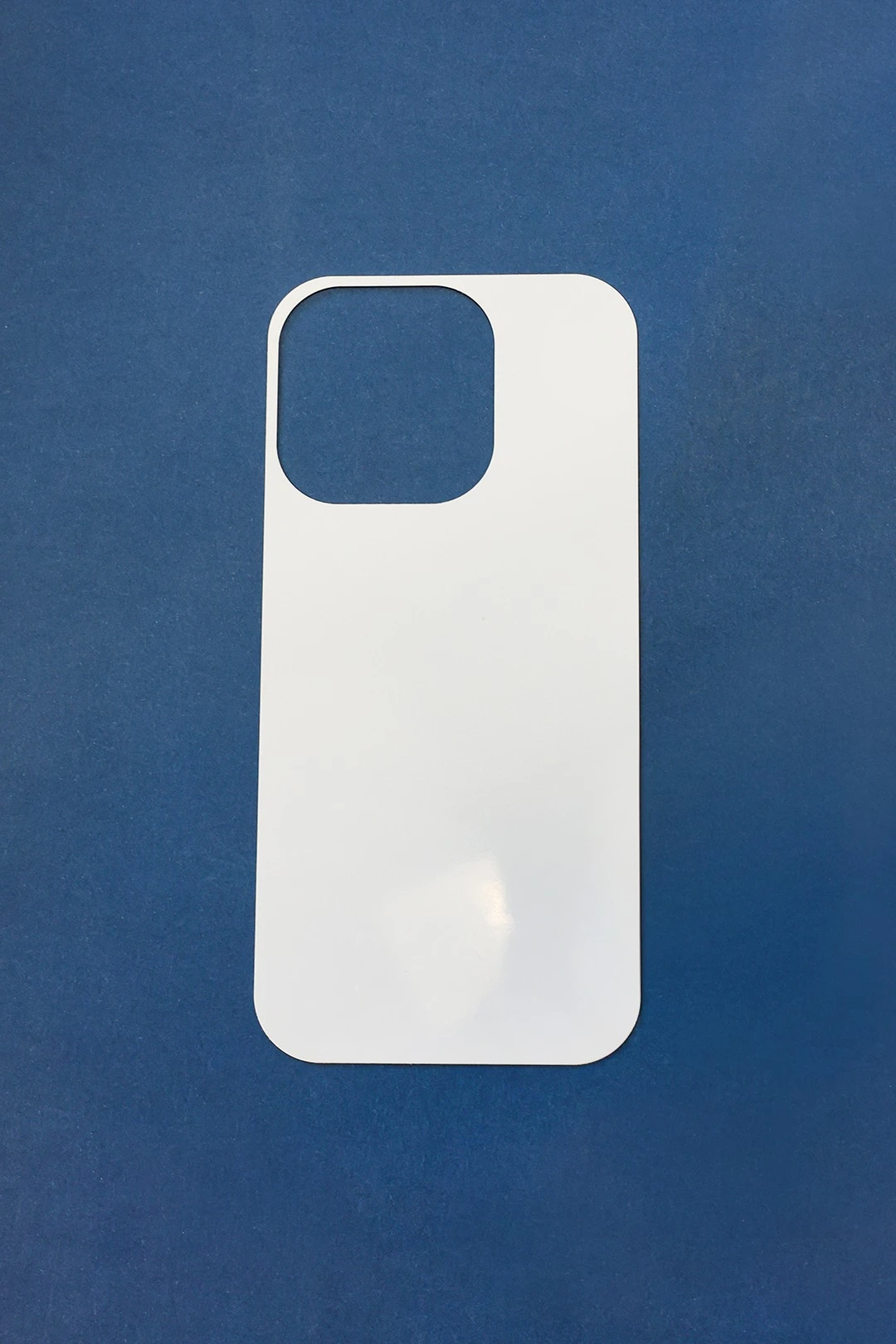 Купить пластину металлическую для чехла iPhone 16 Pro без печати