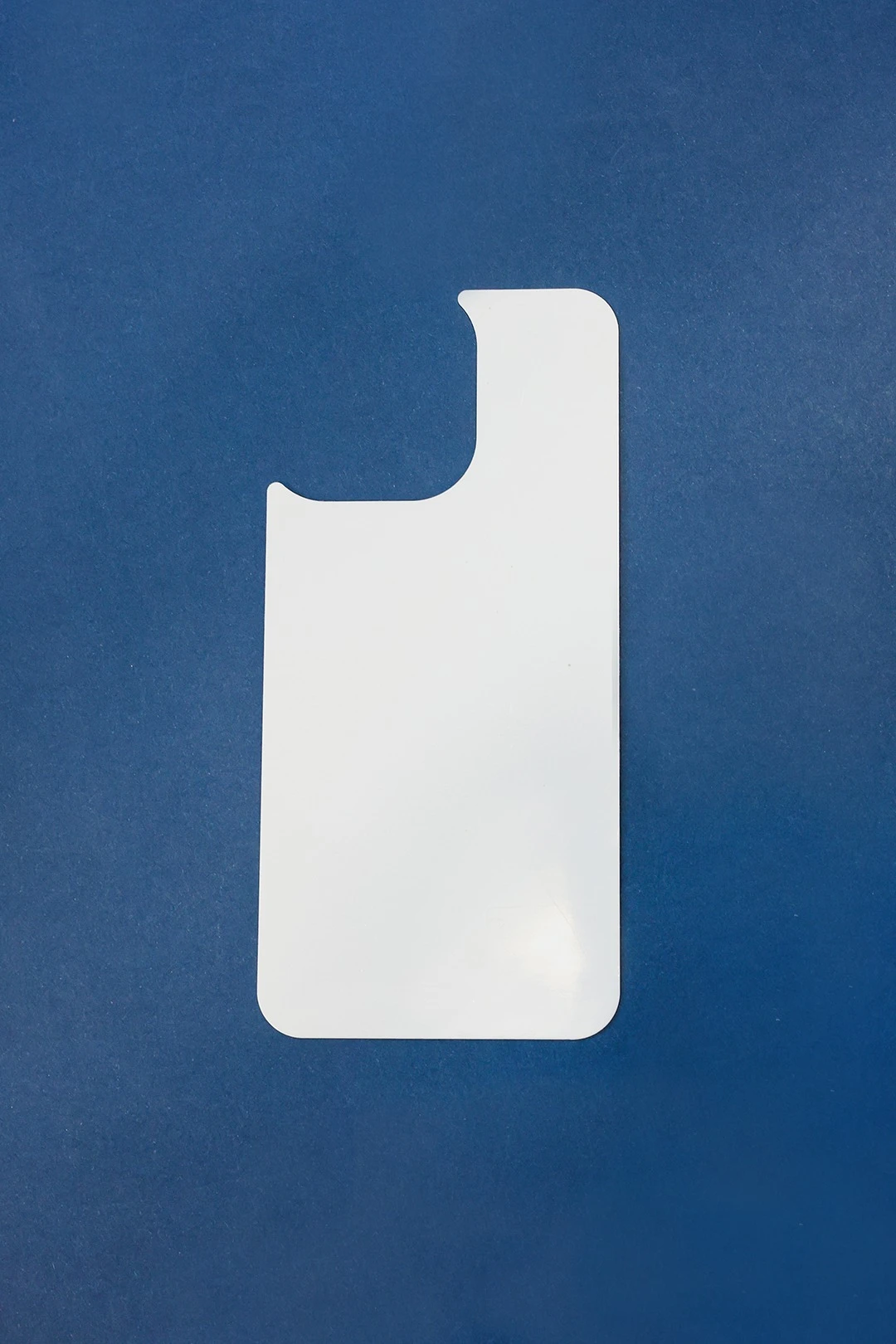 Купить пластину металлическую для чехла iPhone 13 без печати