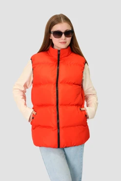 Купить жилет Дейтон на синтепоне со стежкой унисекс, однотонный красный