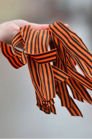 Купить георгиевскую ленту шириной 2,4 см длиной 40 см